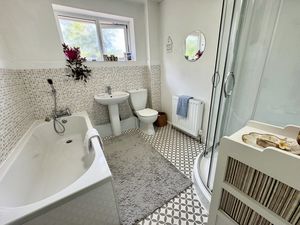 Family Bathroom- click for photo gallery